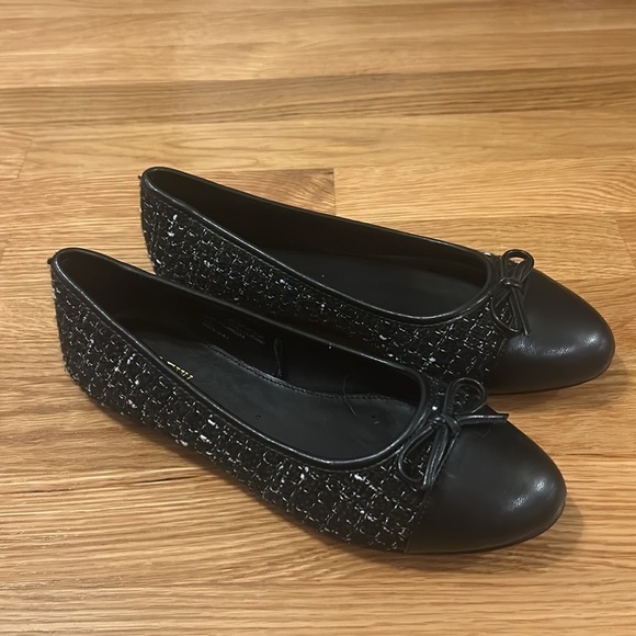 J. Crew Black and White Tweed Ballet Flats Size 6.5 - Picture 7 of 10